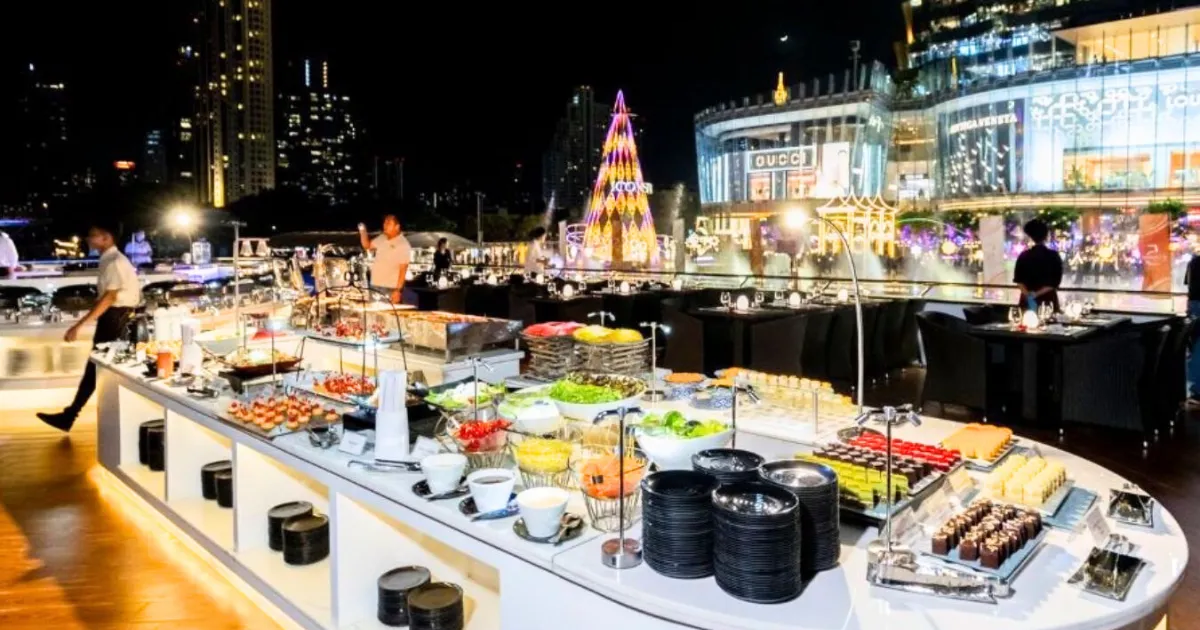 The Opulence จะเติมอาหารตลอดการล่องเรือเจ้าพระยาเลย